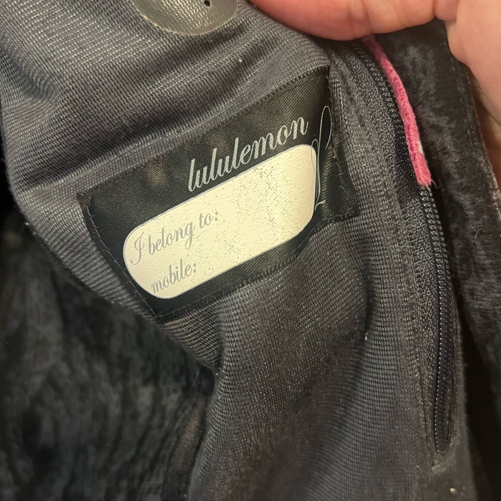 Lululemon Embark Softshell Waterproof Jacket Size 4 - Picture 8 of 9